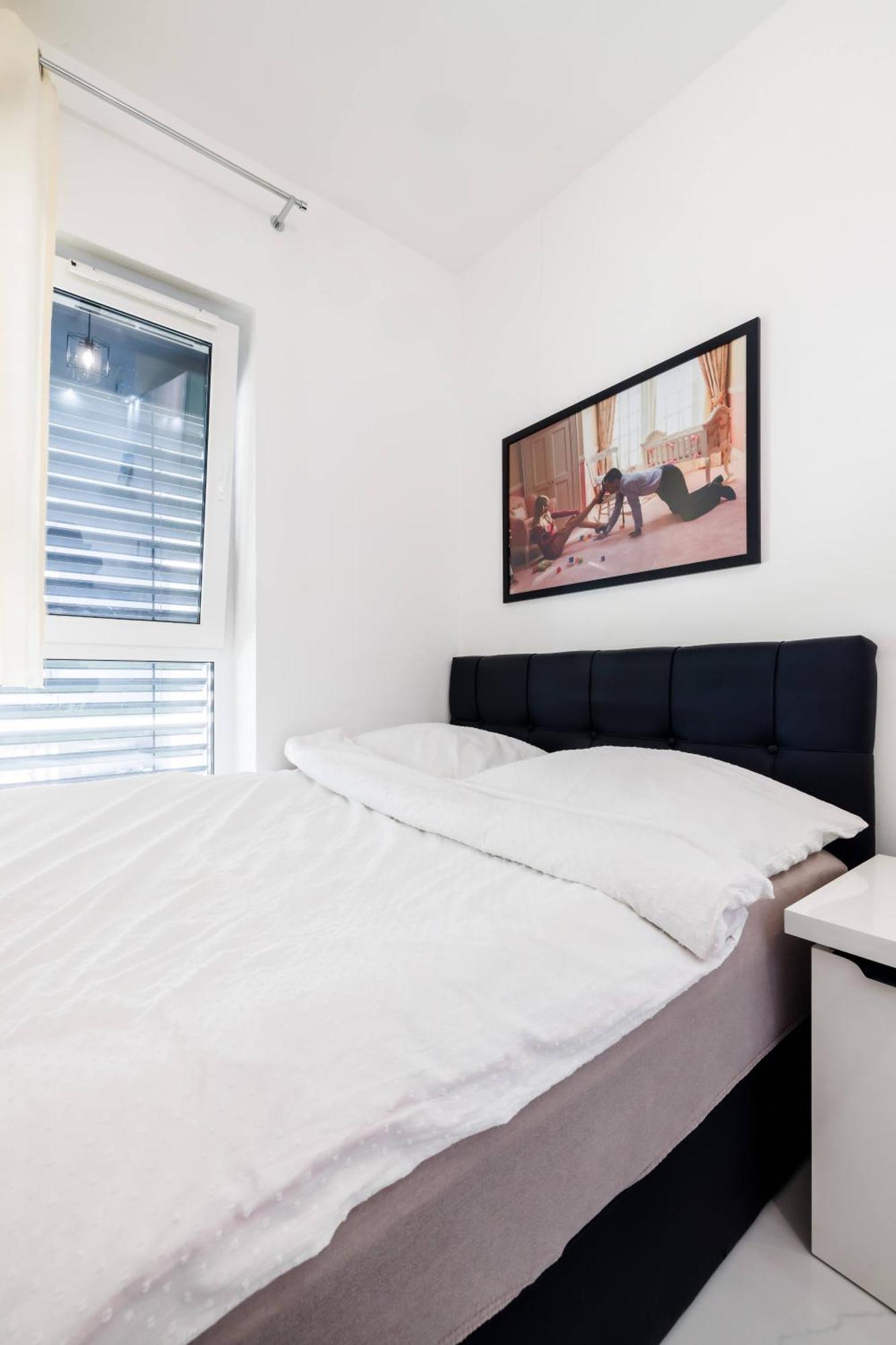 Luxury Apartment With Spa Bath- City Centre, Free Parking Rzeszów Exteriör bild