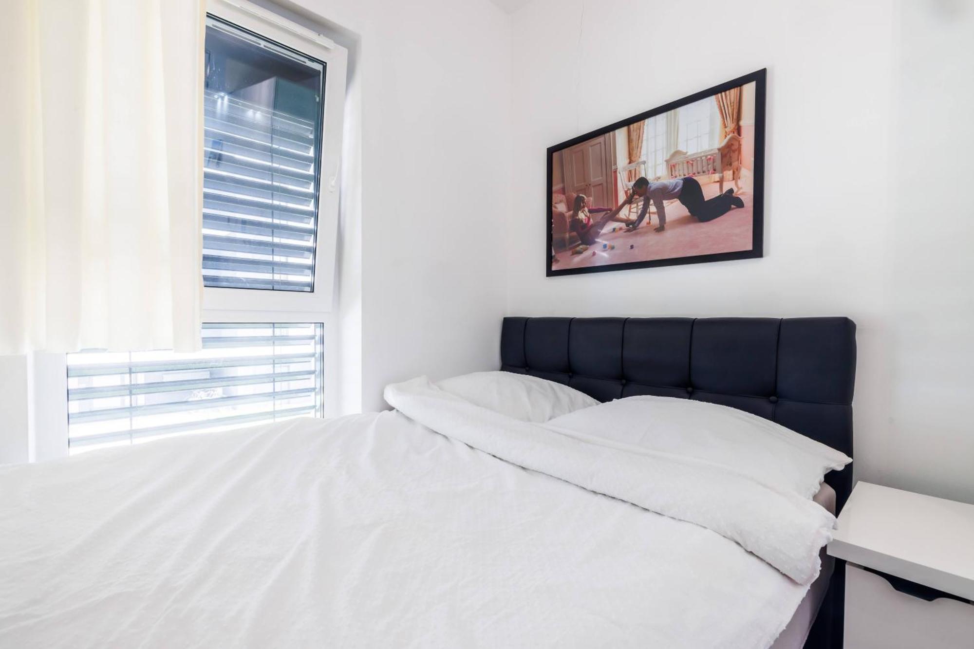 Luxury Apartment With Spa Bath- City Centre, Free Parking Rzeszów Exteriör bild